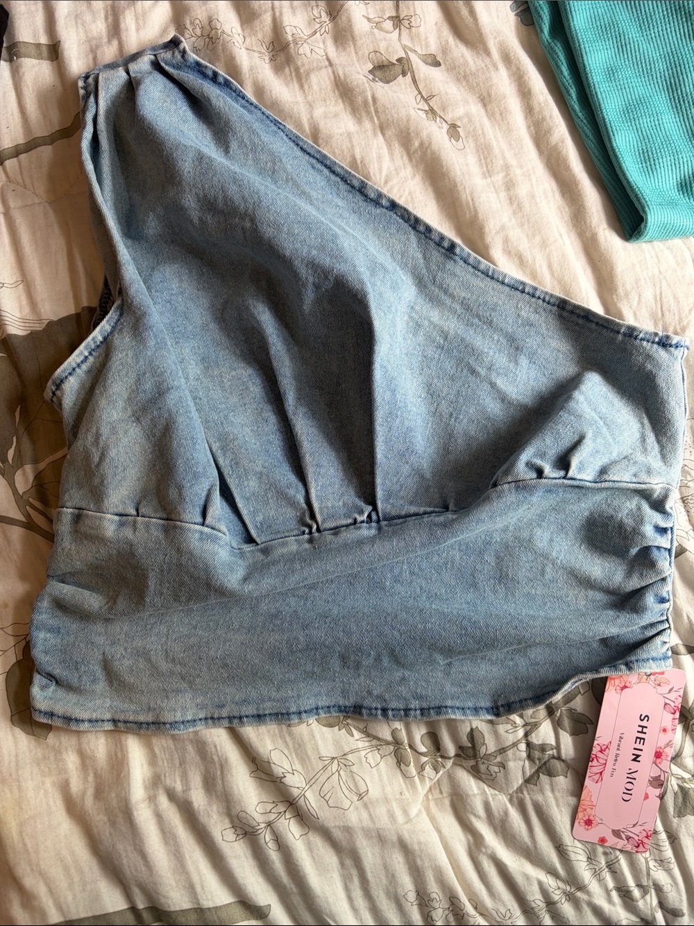 SHEIN Light Blue One-Shoulder Denim Top